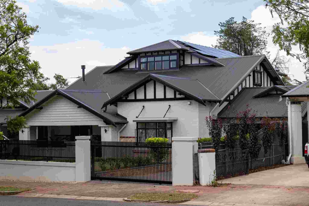 7 Signs you need a roof replacement